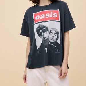 Daydreamer Oasis Tee